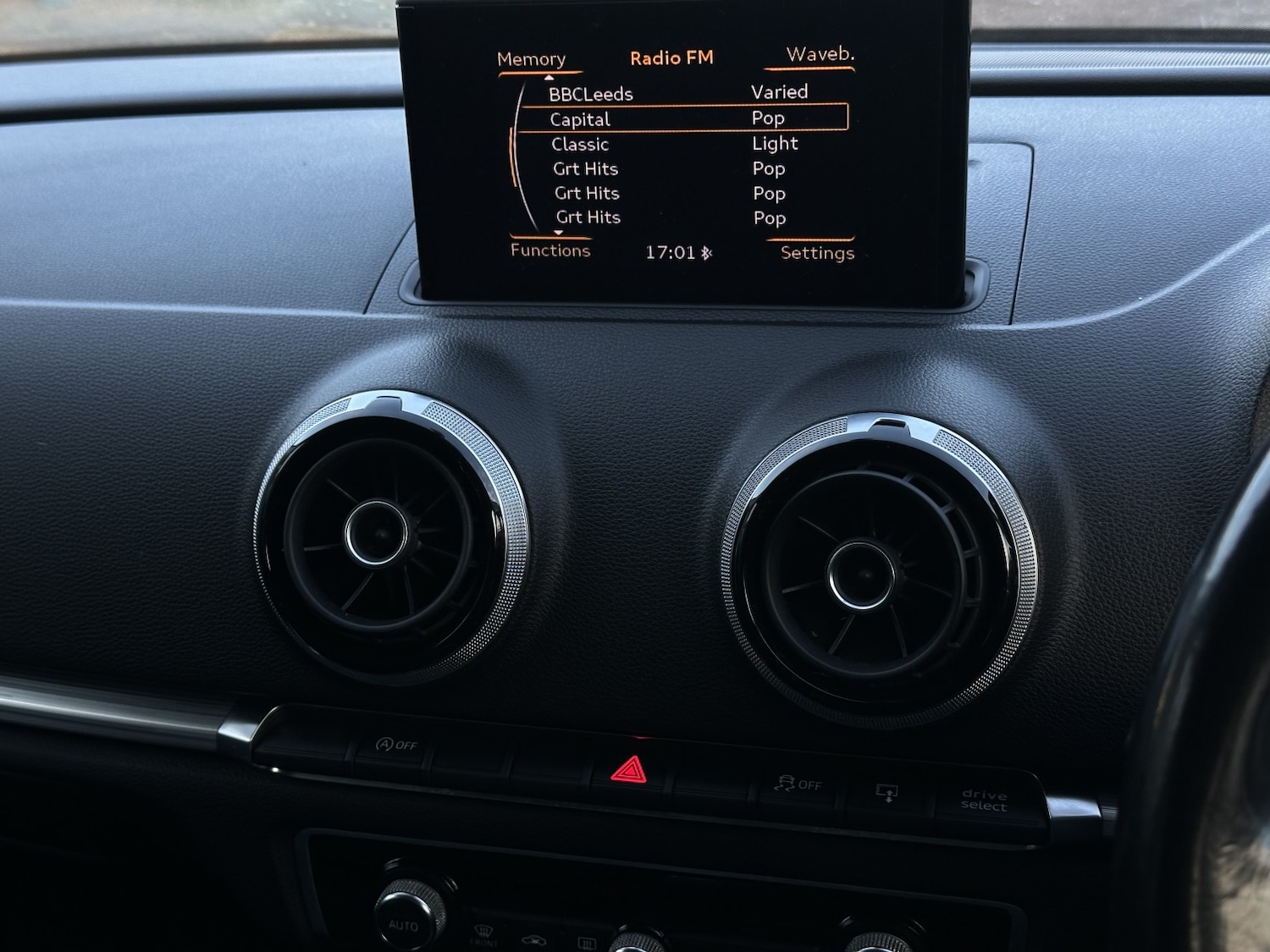 Used Audi A3 2013 for sale - 76643450: Photo 41