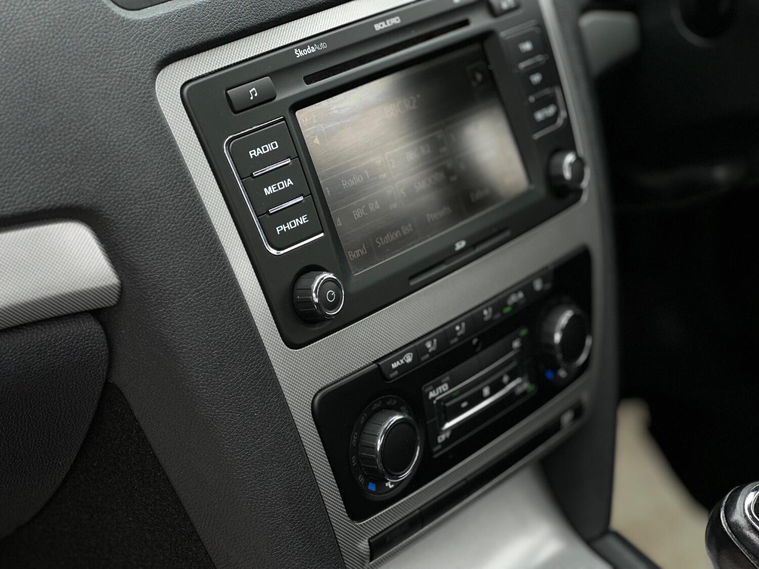 Used Skoda Octavia 2012 for sale - 76618679: Photo 38