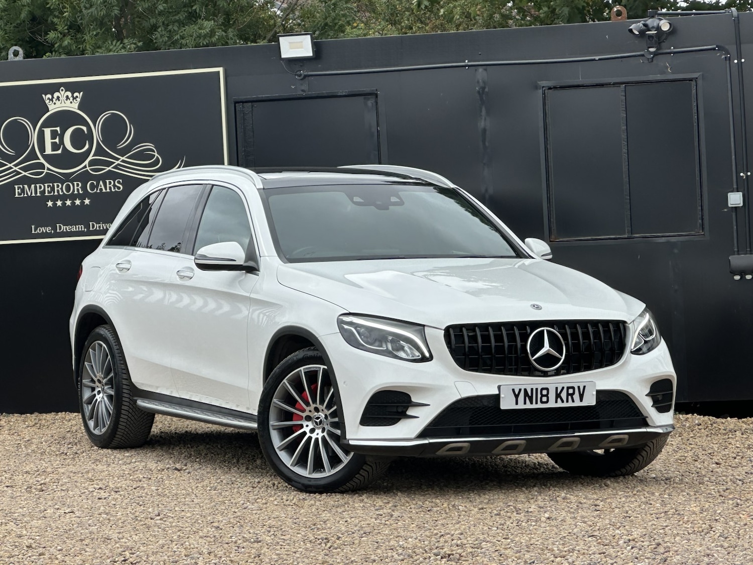 Used Mercedes-Benz GLC 2018 for sale - 76649851: Photo 1