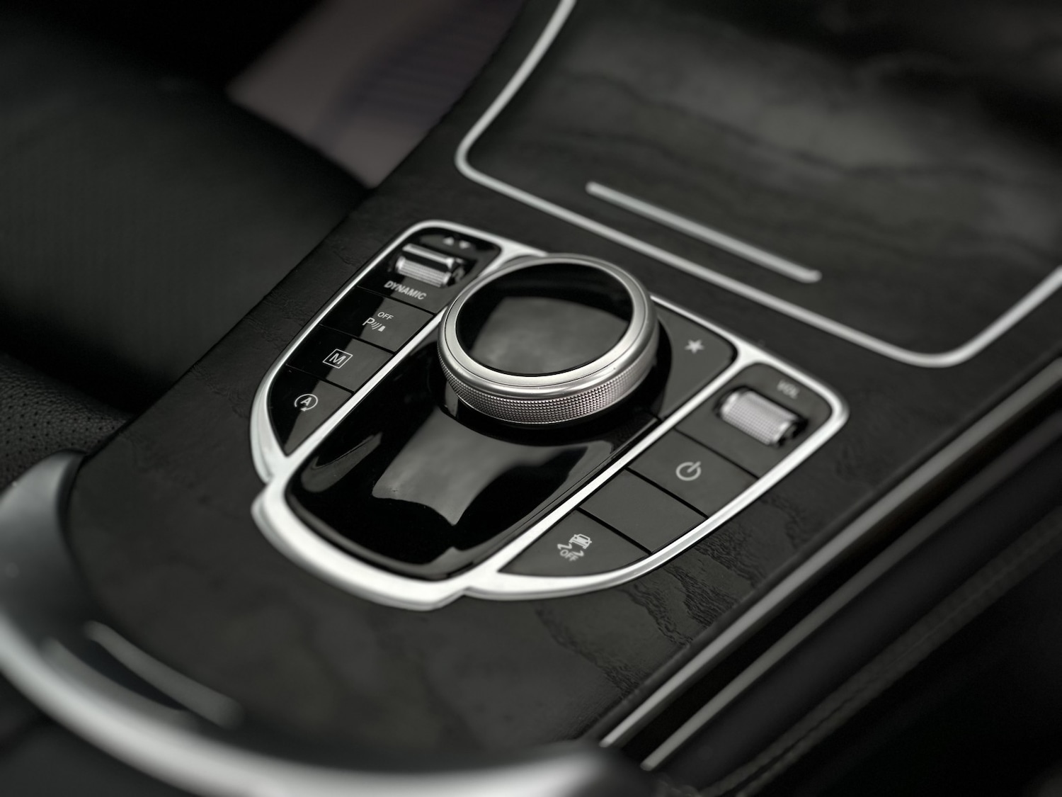 Used Mercedes-Benz GLC 2018 for sale - 76649851: Photo 45