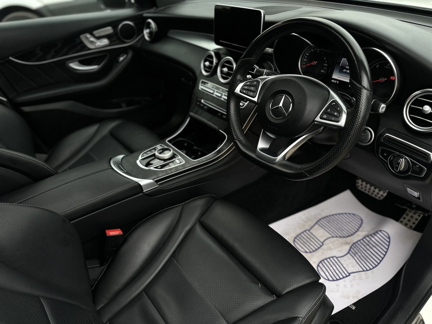 Used Mercedes-Benz GLC 2018 for sale - 76649851: Photo 5