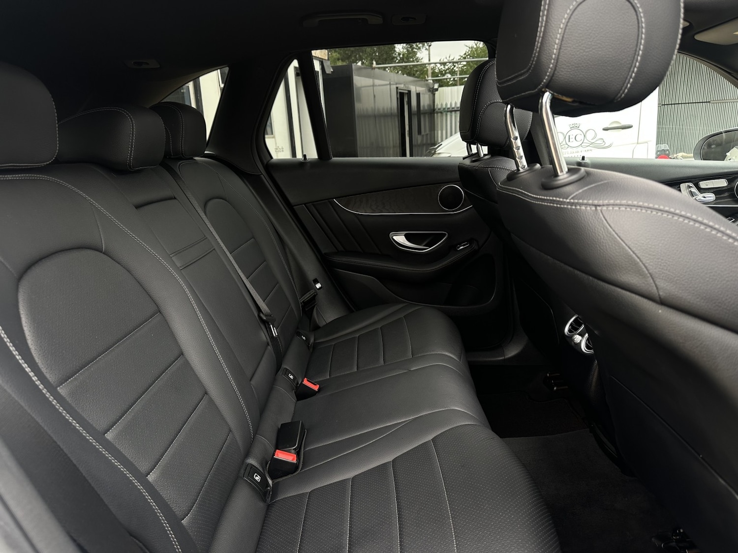 Used Mercedes-Benz GLC 2018 for sale - 76649851: Photo 50