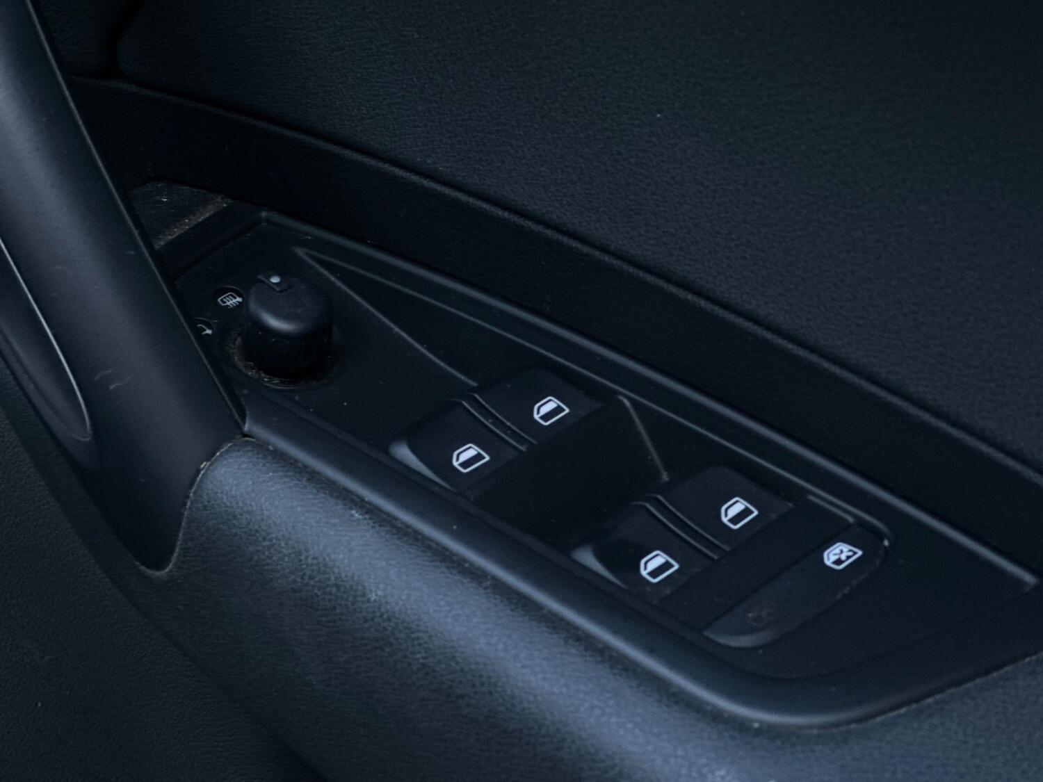 Used Audi A1 2013 for sale - 77516160: Photo 41