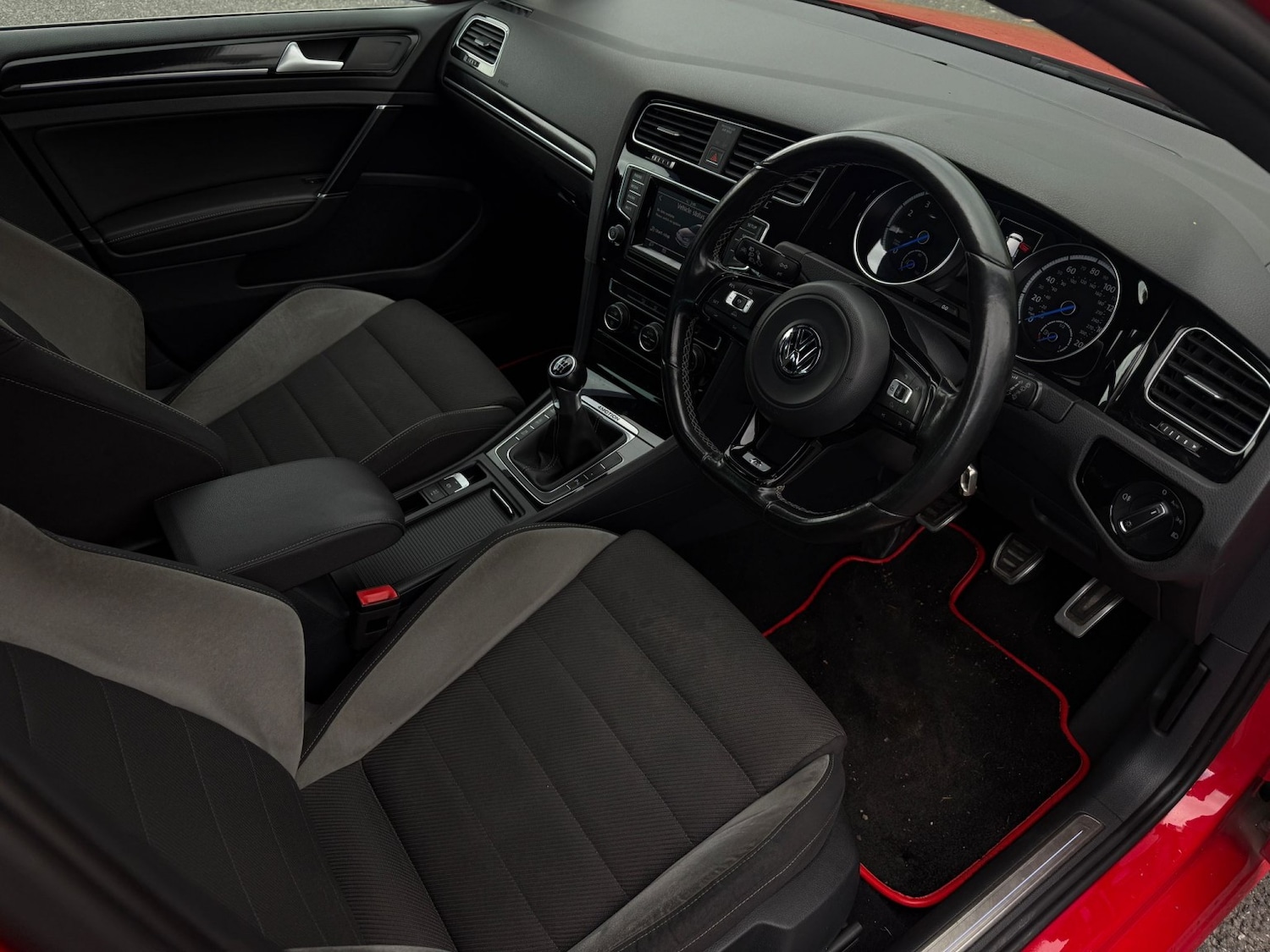 Used Volkswagen Golf 2015 for sale - 76643451: Photo 16