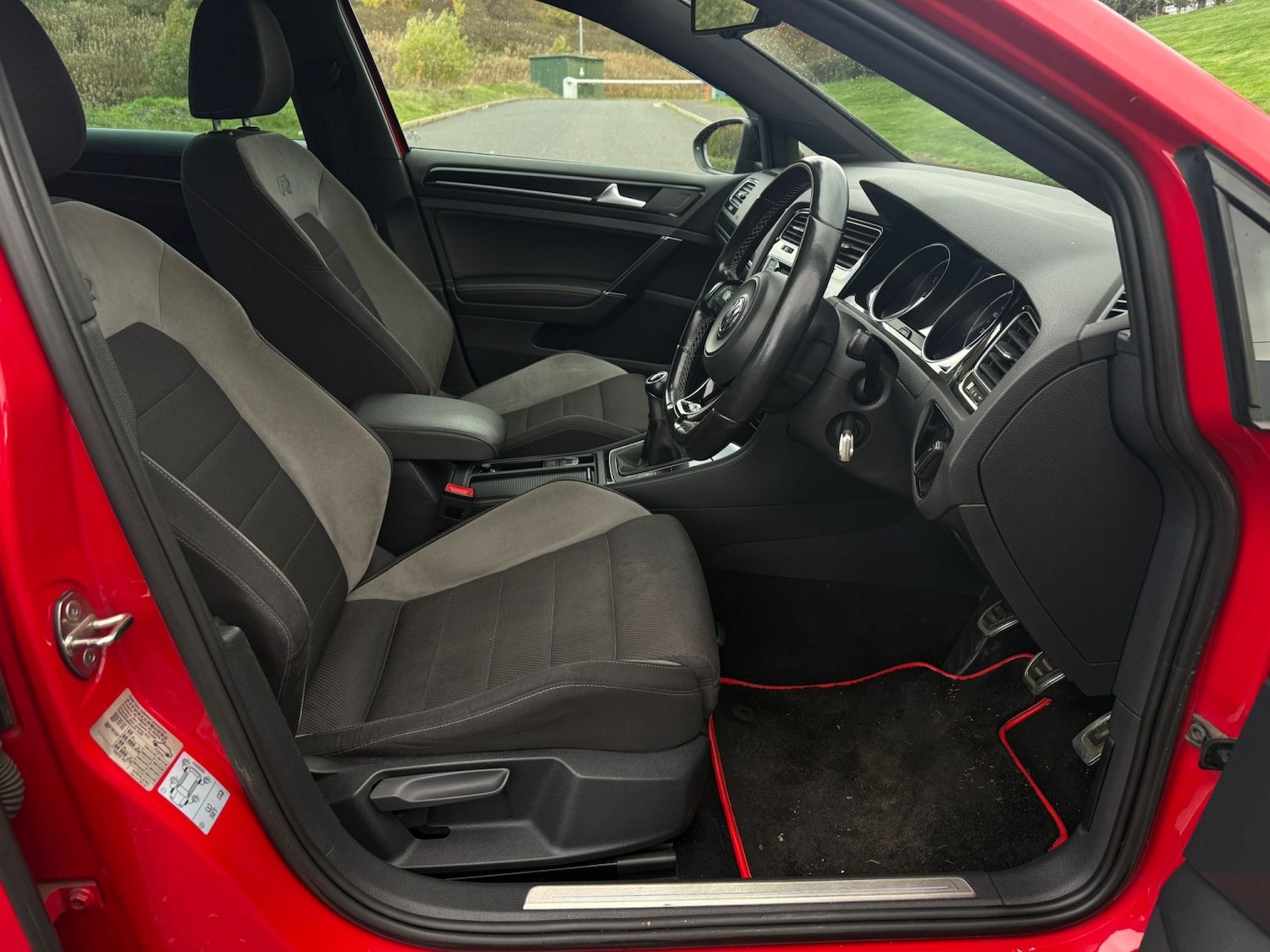 Used Volkswagen Golf 2015 for sale - 76643451: Photo 23