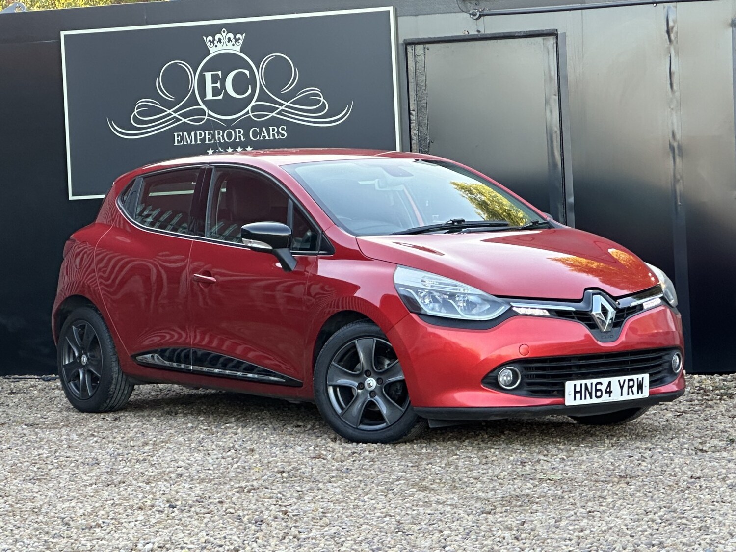 Used Renault Clio 2015 for sale - 76904672: Photo 20