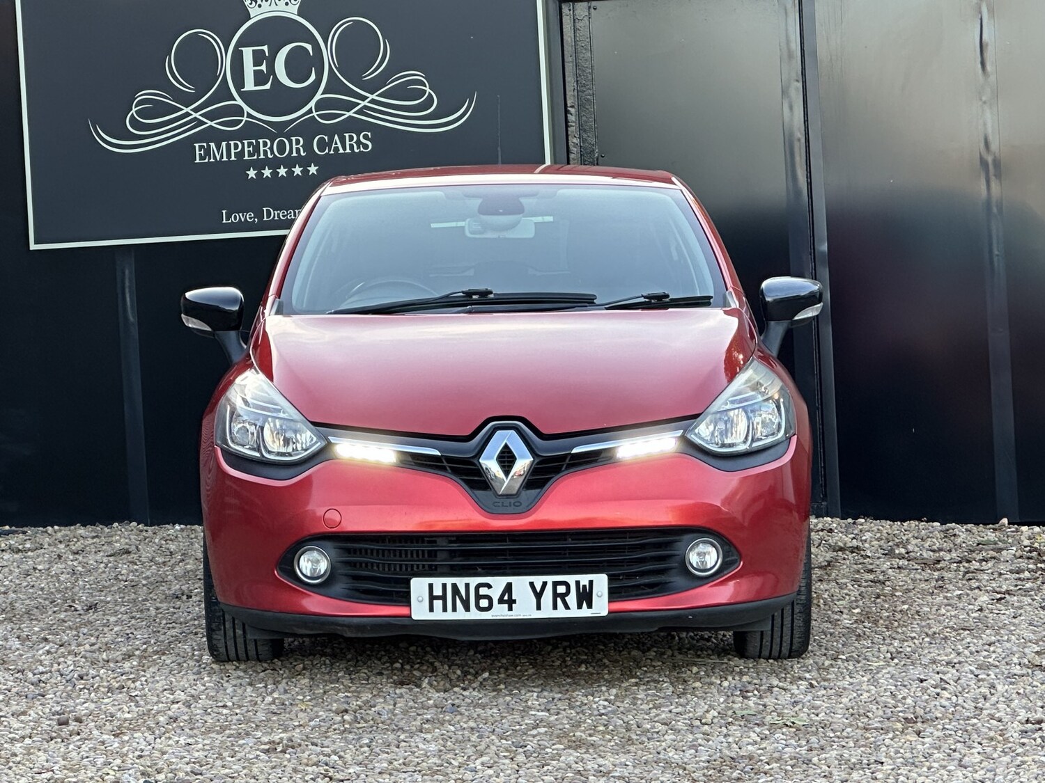 Used Renault Clio 2015 for sale - 76904672: Photo 23