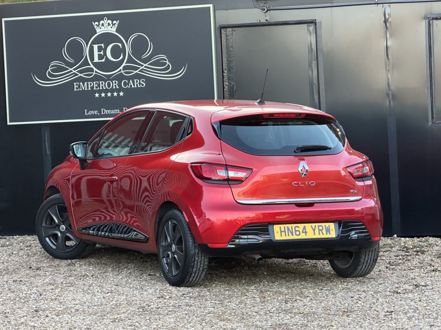 Used Renault Clio 2015 for sale - 76904672: Photo 44