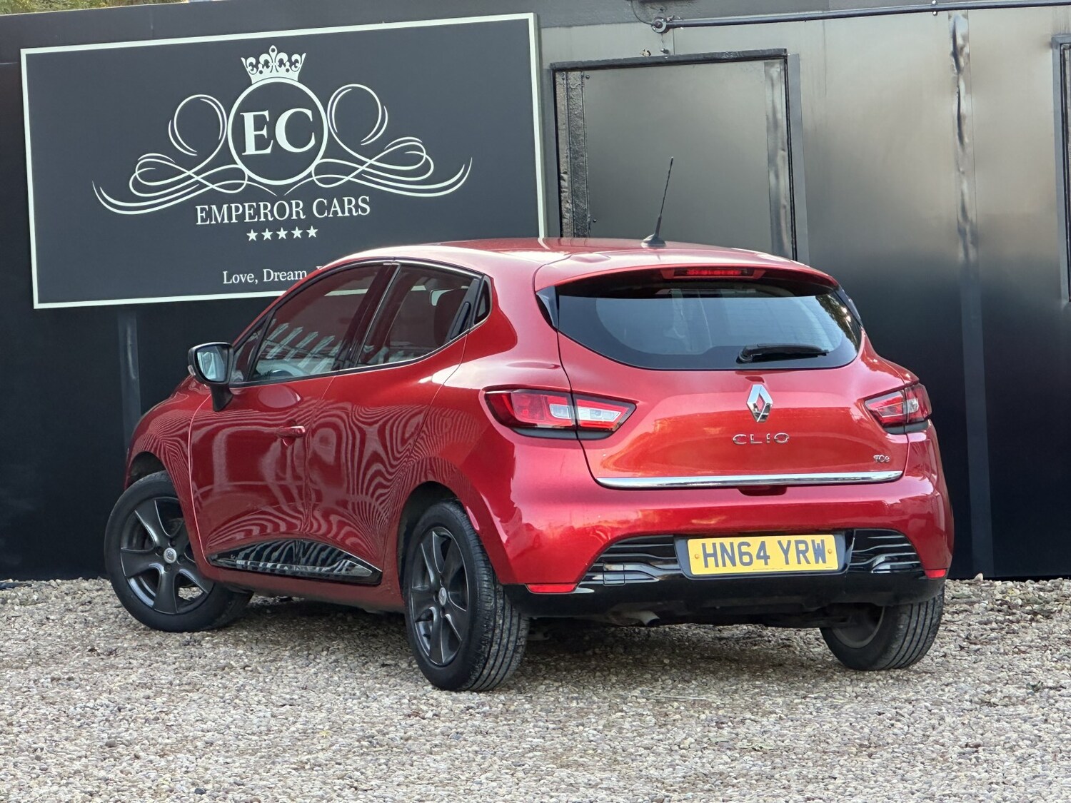 Used Renault Clio 2015 for sale - 76904672: Photo 46