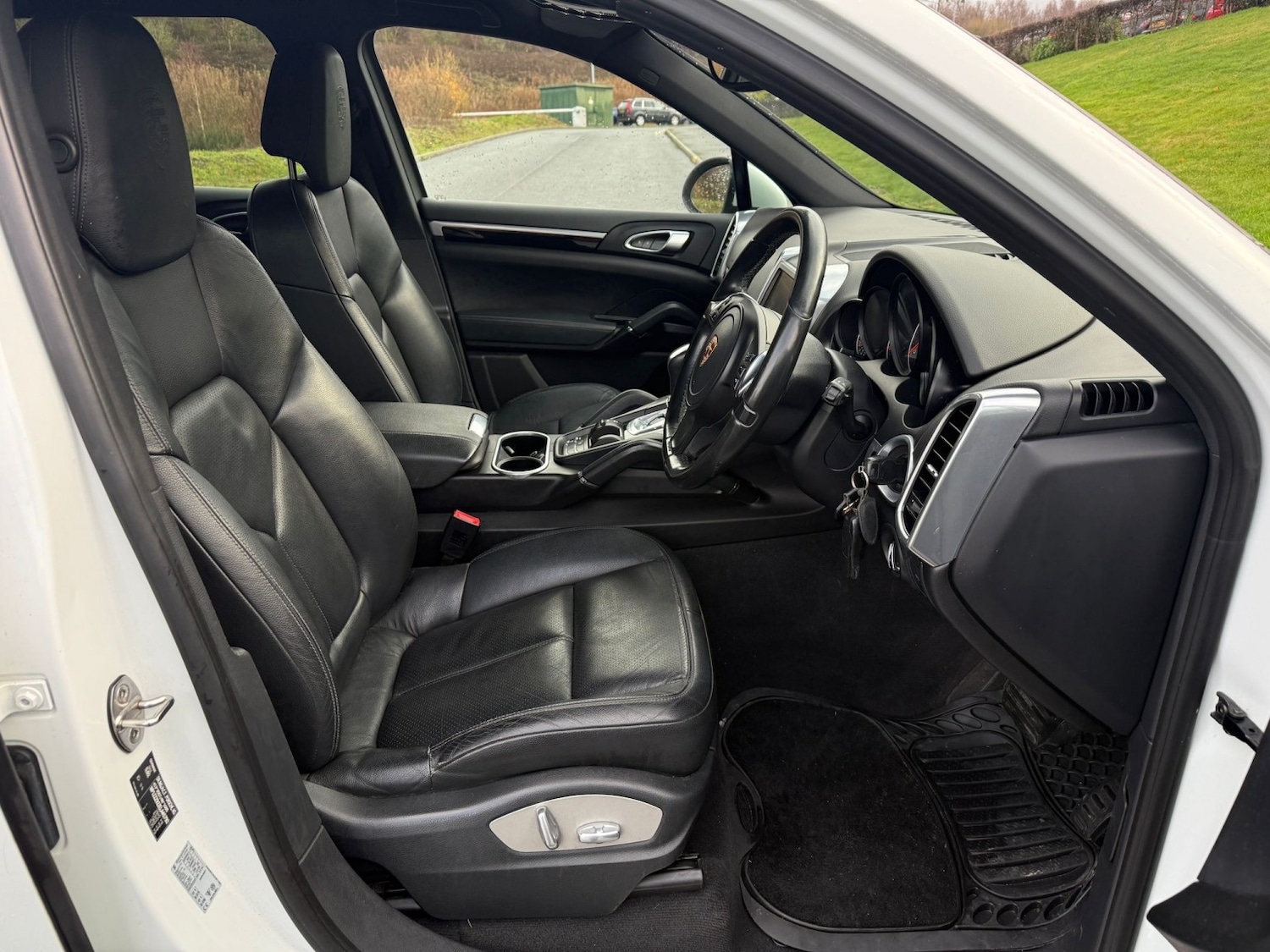 Used Porsche Cayenne 2014 for sale - 77059786: Photo 22