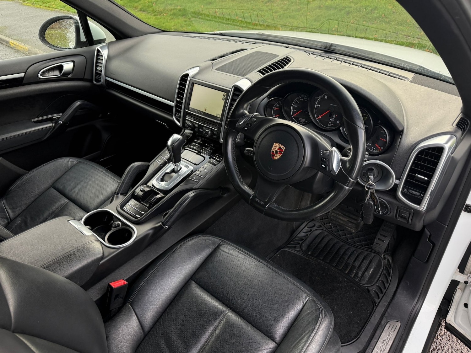 Used Porsche Cayenne 2014 for sale - 77059786: Photo 41