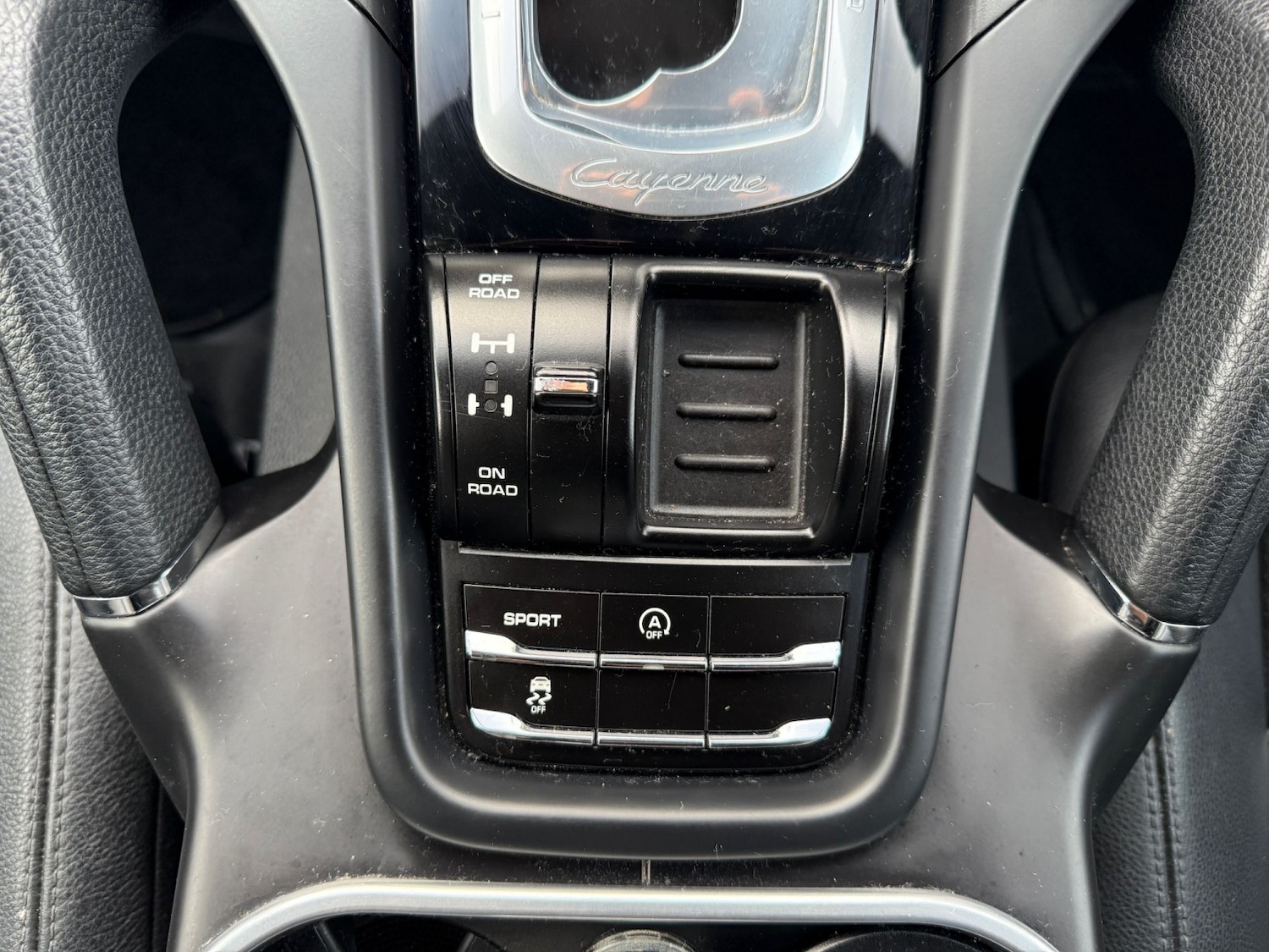 Used Porsche Cayenne 2014 for sale - 77059786: Photo 5