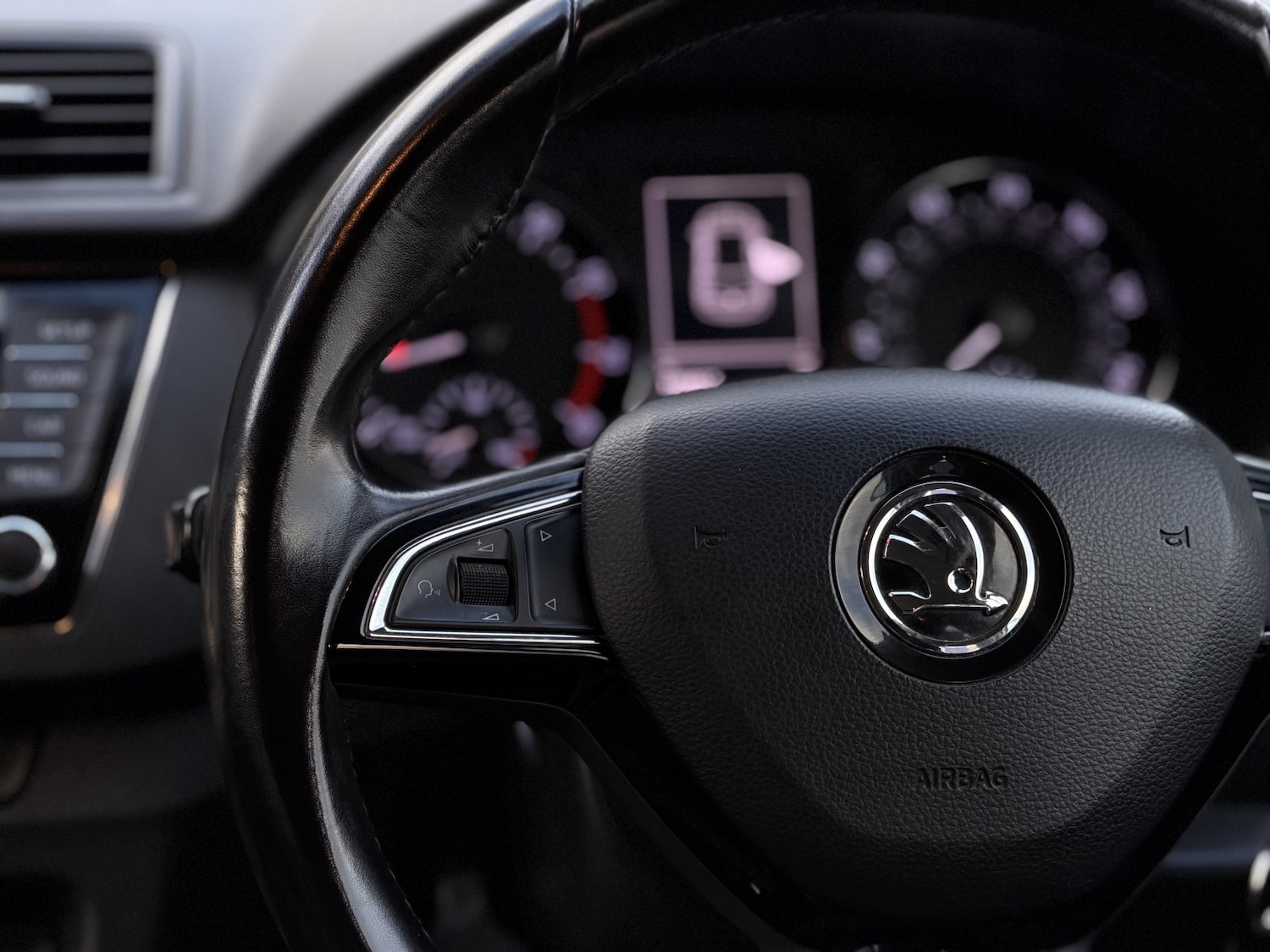 Used Skoda Fabia 2017 for sale - 76643487: Photo 50