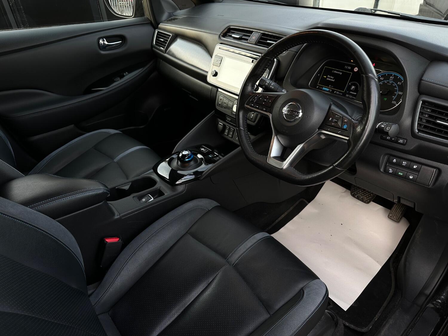 Used Nissan Leaf 2018 for sale - 77516155: Photo 2