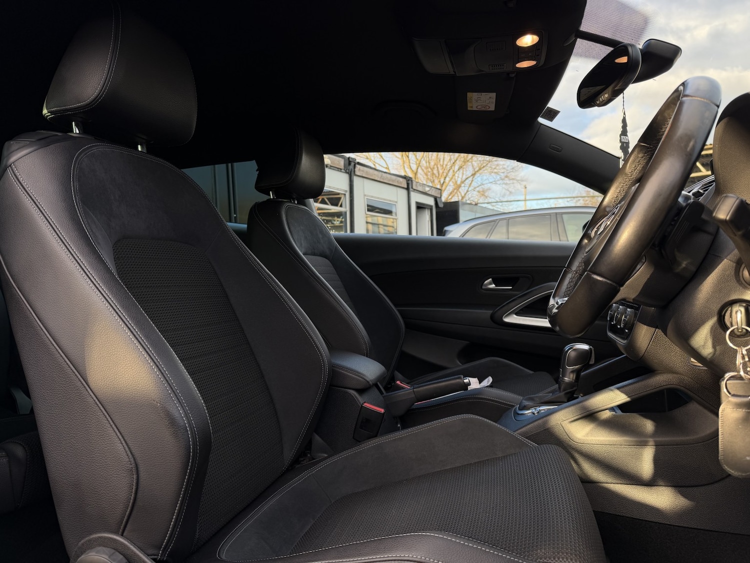 Used Volkswagen Scirocco 2016 for sale - 76692820: Photo 10