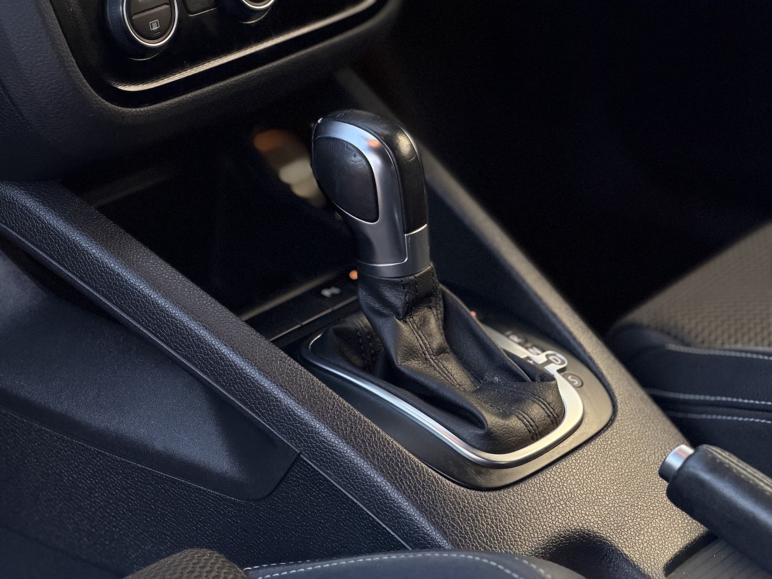 Used Volkswagen Scirocco 2016 for sale - 76692820: Photo 44