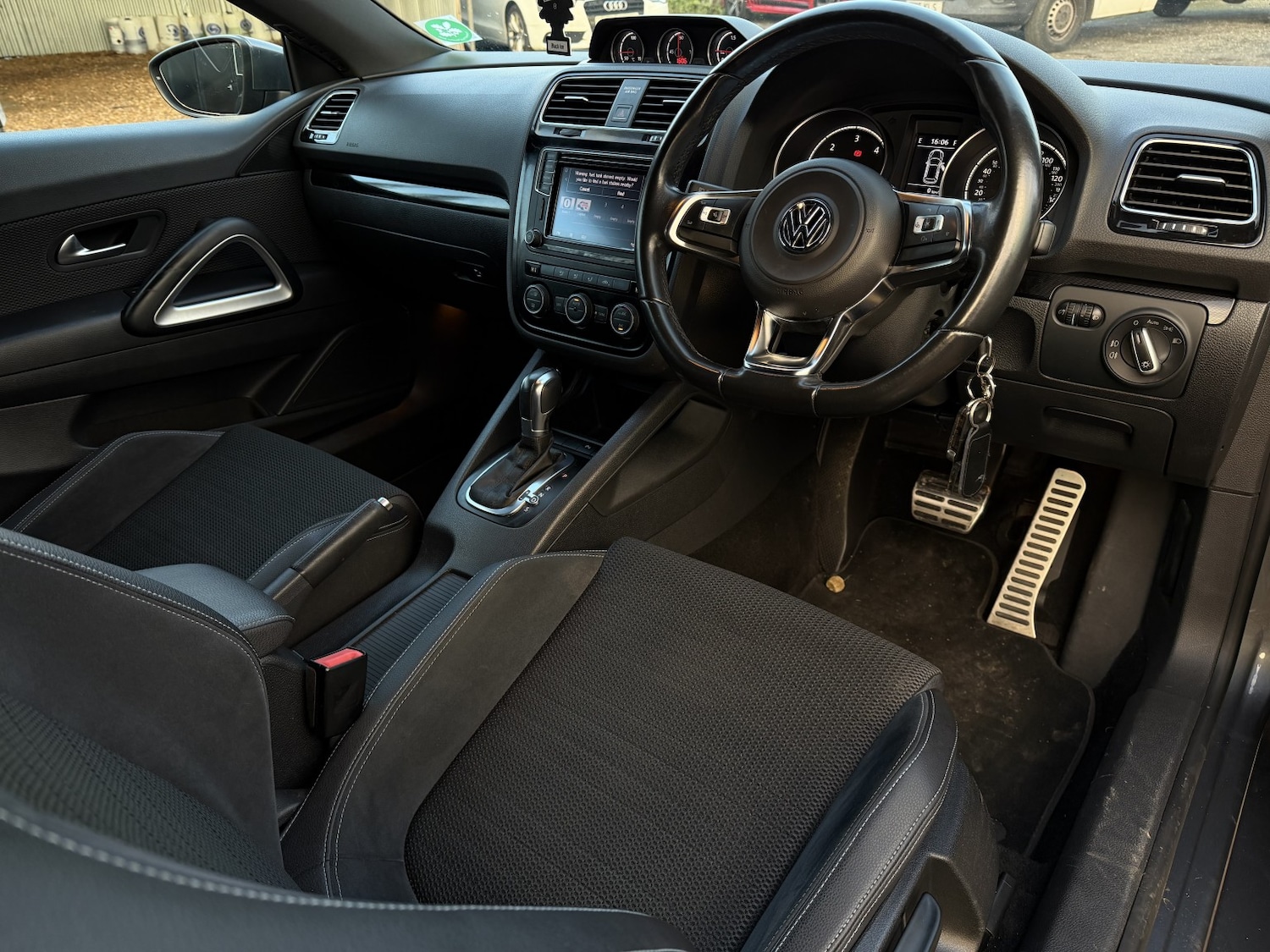 Used Volkswagen Scirocco 2016 for sale - 76692820: Photo 59