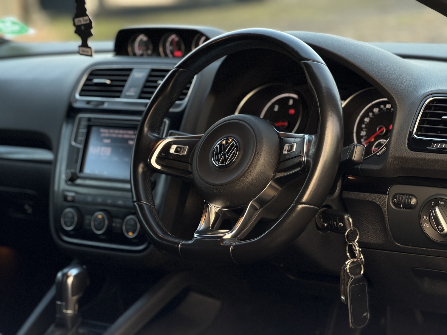 Used Volkswagen Scirocco 2016 for sale - 76692820: Photo 60