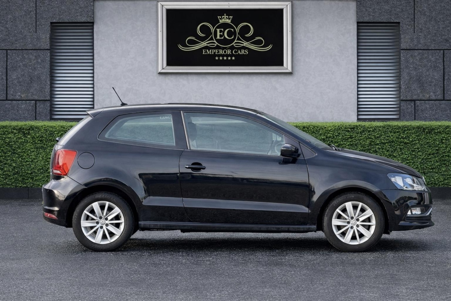 Used Volkswagen Polo 2015 for sale - 77528294: Photo 3