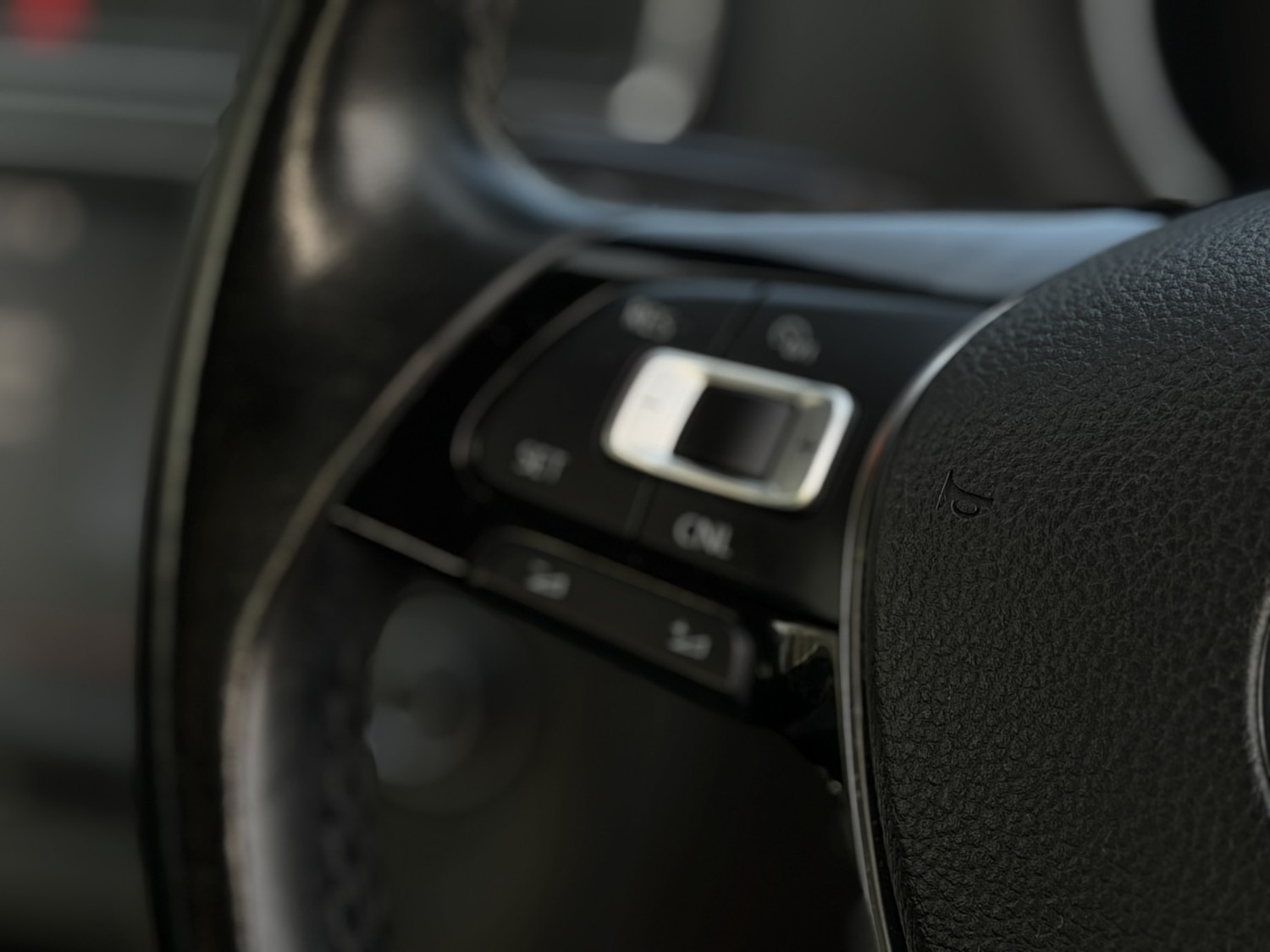 Used Volkswagen Polo 2015 for sale - 77528294: Photo 31