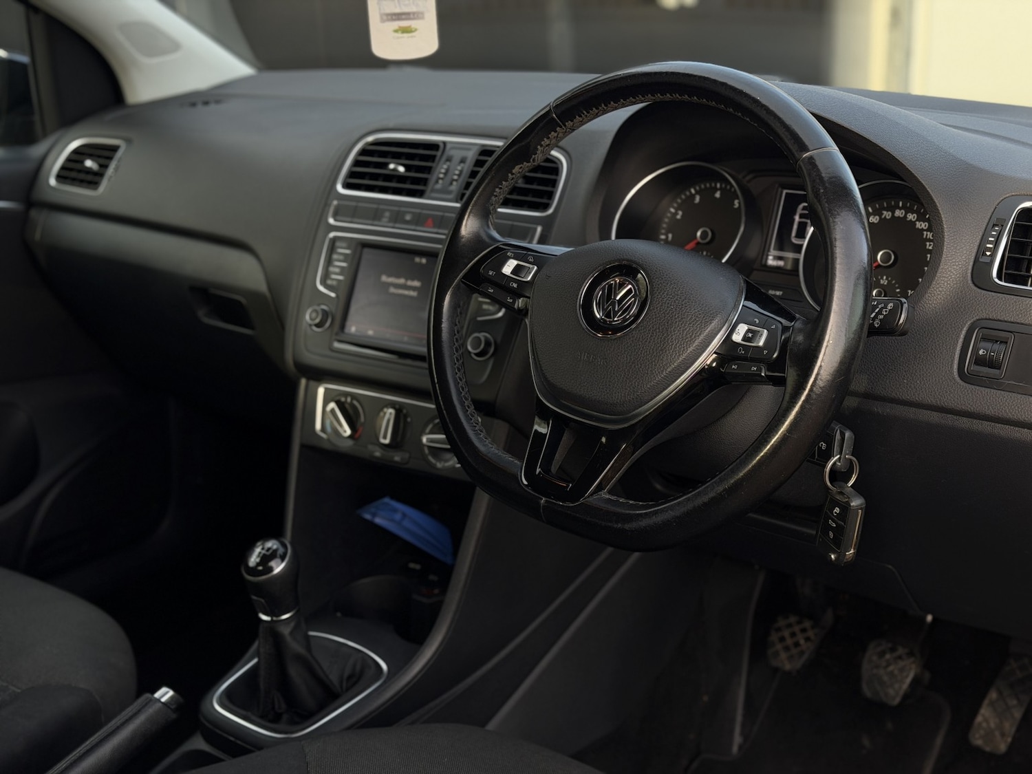 Used Volkswagen Polo 2015 for sale - 77528294: Photo 33