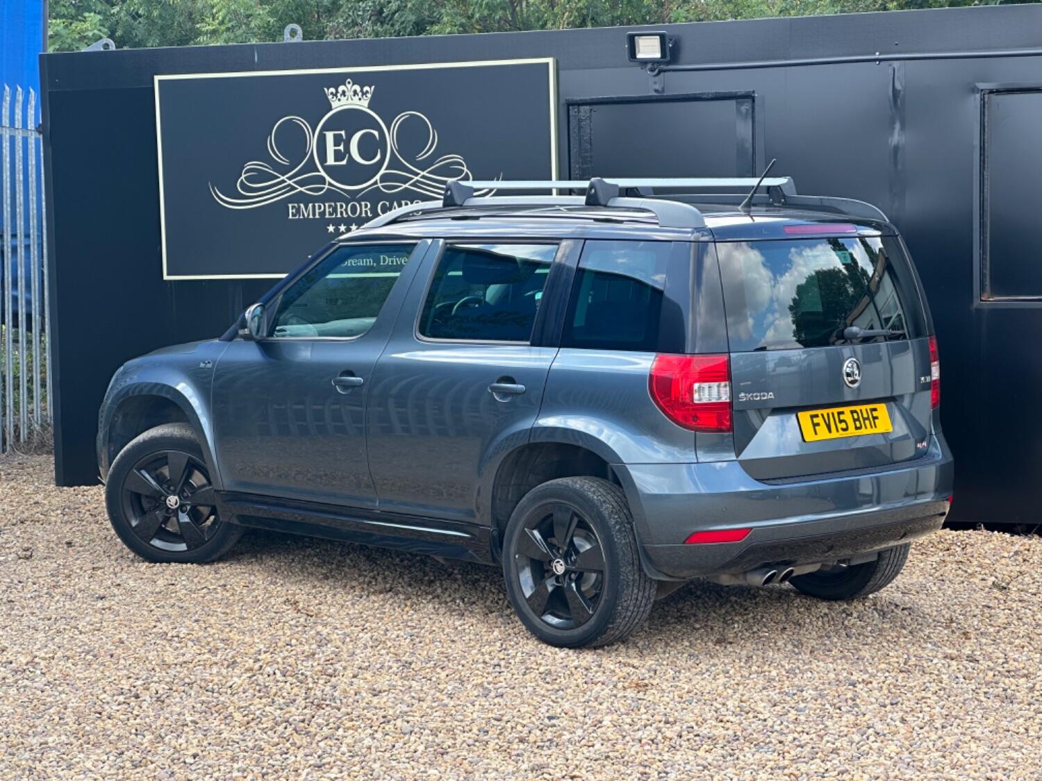 Used Skoda Yeti 2015 for sale - 77528359: Photo 25