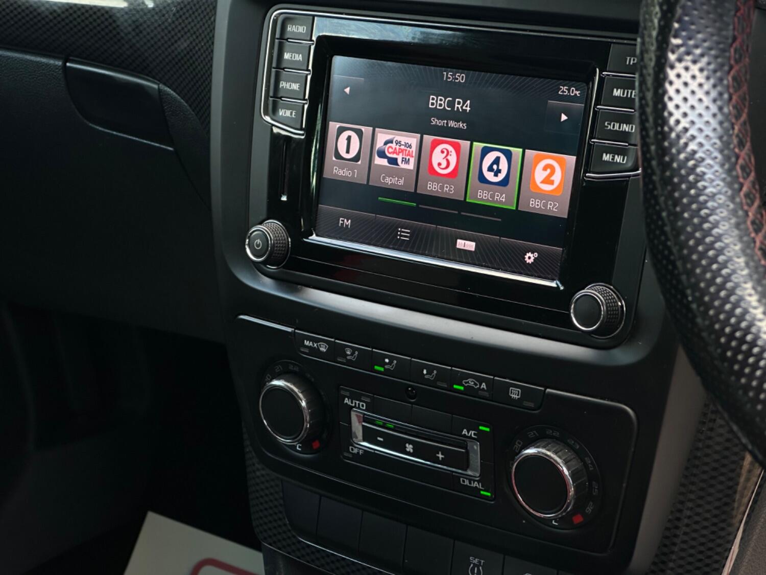 Used Skoda Yeti 2015 for sale - 77528359: Photo 37