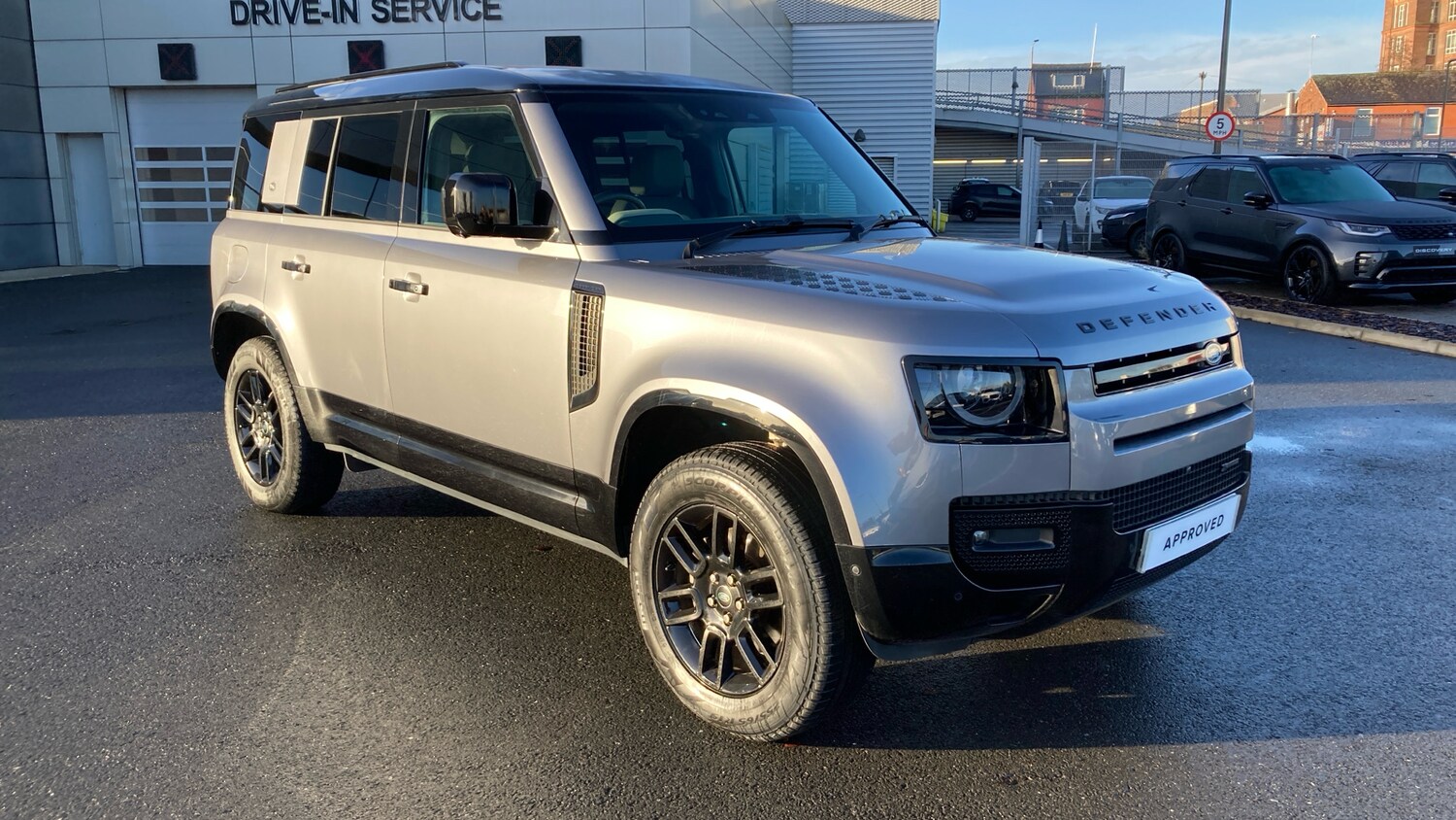 Used Land Rover Defender 2023 for sale - 76719182: Photo 32