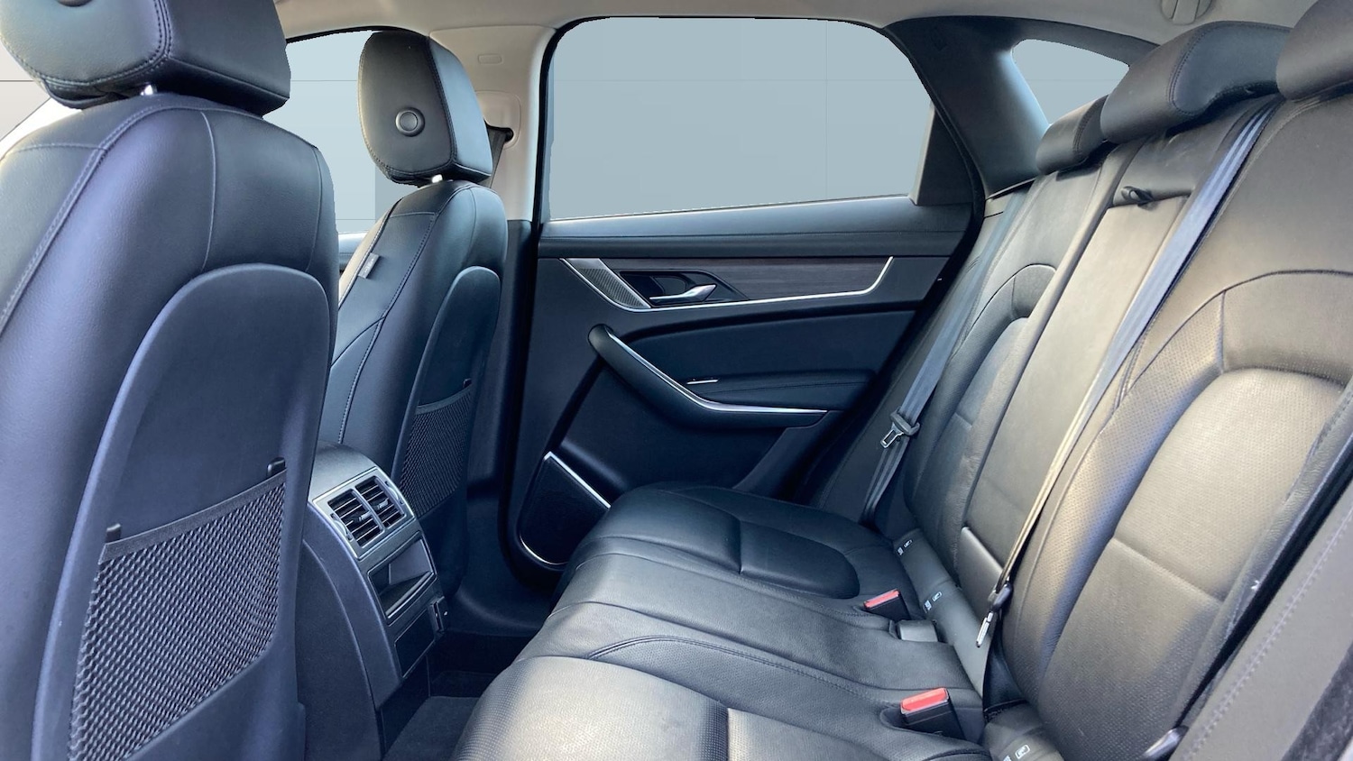 Used Jaguar F-Pace 2021 for sale - 77112837: Photo 4