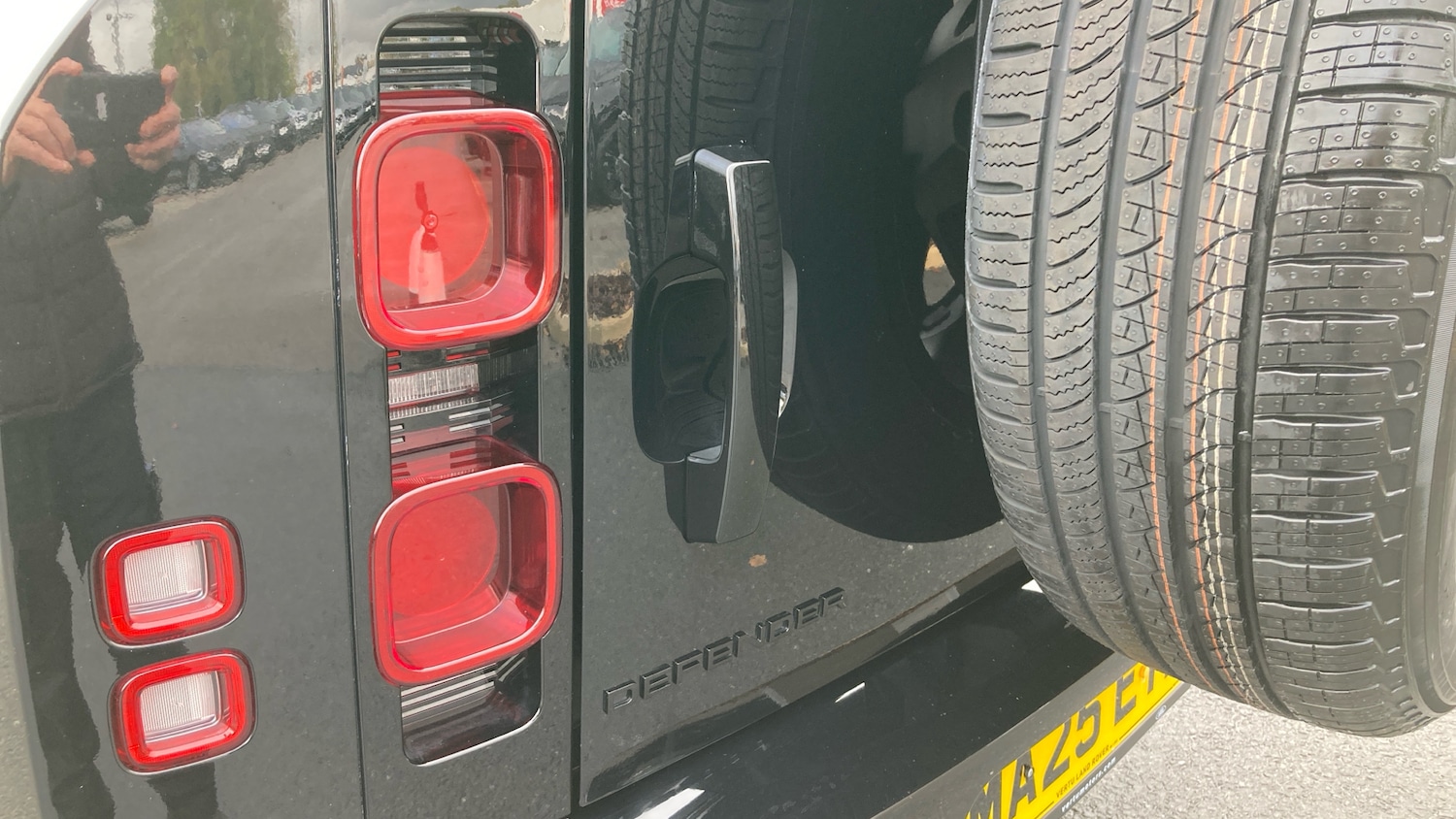 Used Land Rover Defender 2025 for sale - 76479479: Photo 19