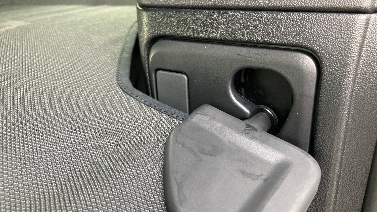 Used Land Rover Defender 2025 for sale - 76479479: Photo 28