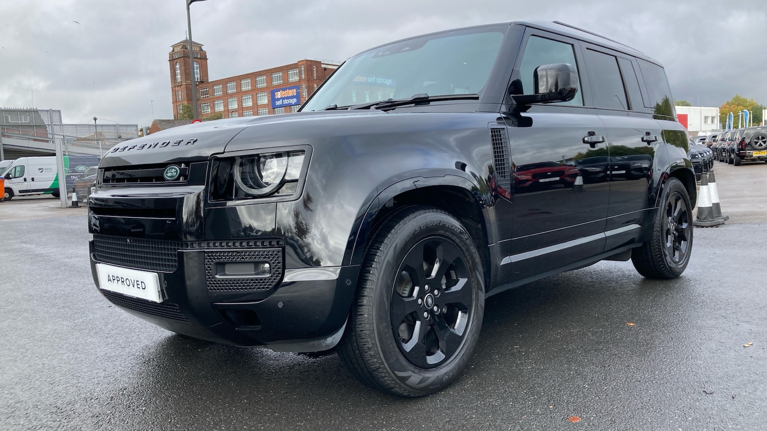 Used Land Rover Defender 2025 for sale - 76479479: Photo 29