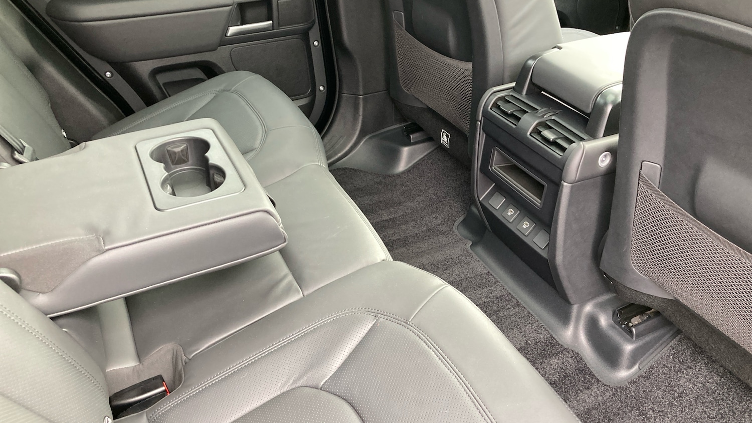 Used Land Rover Defender 2025 for sale - 76479479: Photo 42