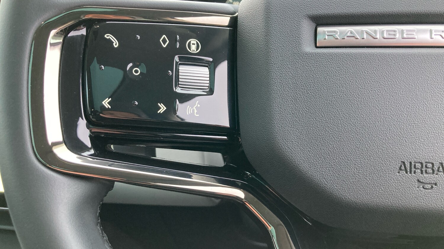 Used Land Rover Range Rover Evoque 2025 for sale - 77528047: Photo 43