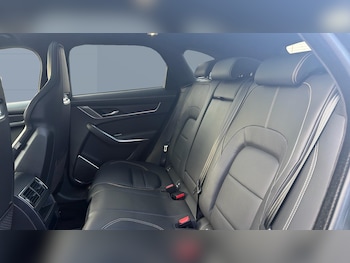 Used Jaguar F-Pace 2023 for sale - 77965609: Photo