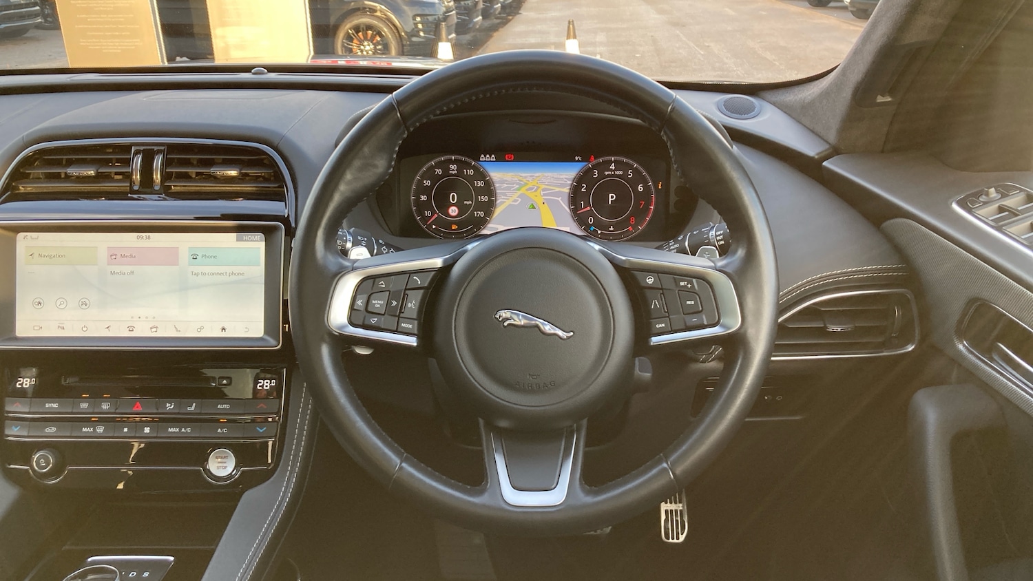 Used Jaguar F-Pace 2020 for sale - 76835360: Photo 15