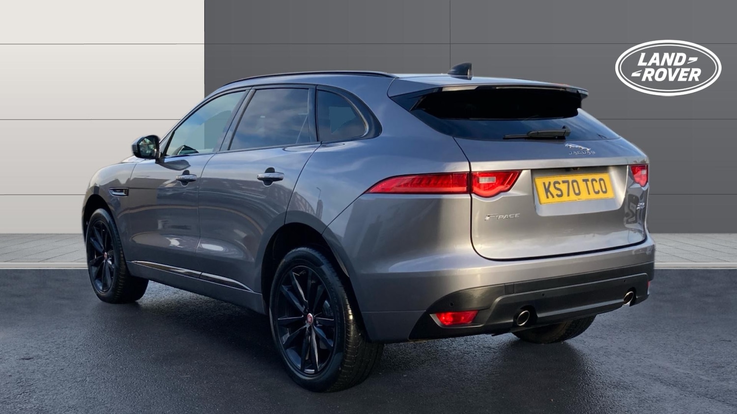 Used Jaguar F-Pace 2020 for sale - 76835360: Photo 2