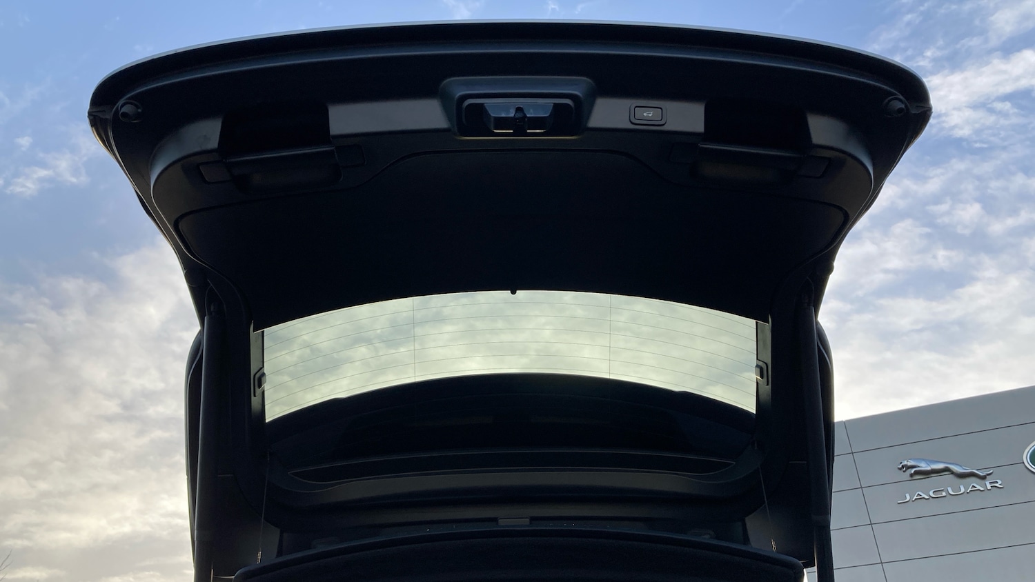 Used Jaguar F-Pace 2020 for sale - 76835360: Photo 27