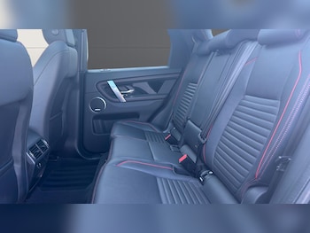 Used Land Rover Discovery Sport 2022 for sale - 77653536: Photo