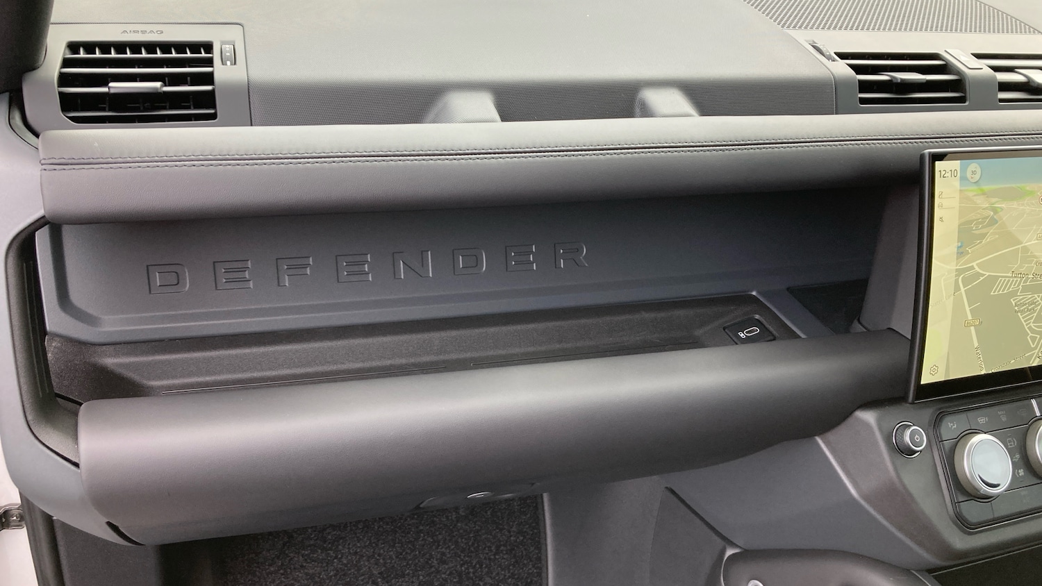 Used Land Rover Defender 2025 for sale - 77285432: Photo 26