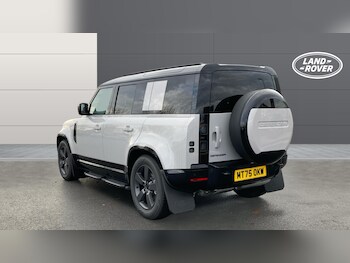 Used Land Rover Defender 2025 for sale - 77285432: Photo