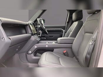 Used Land Rover Defender 2025 for sale - 77285432: Photo