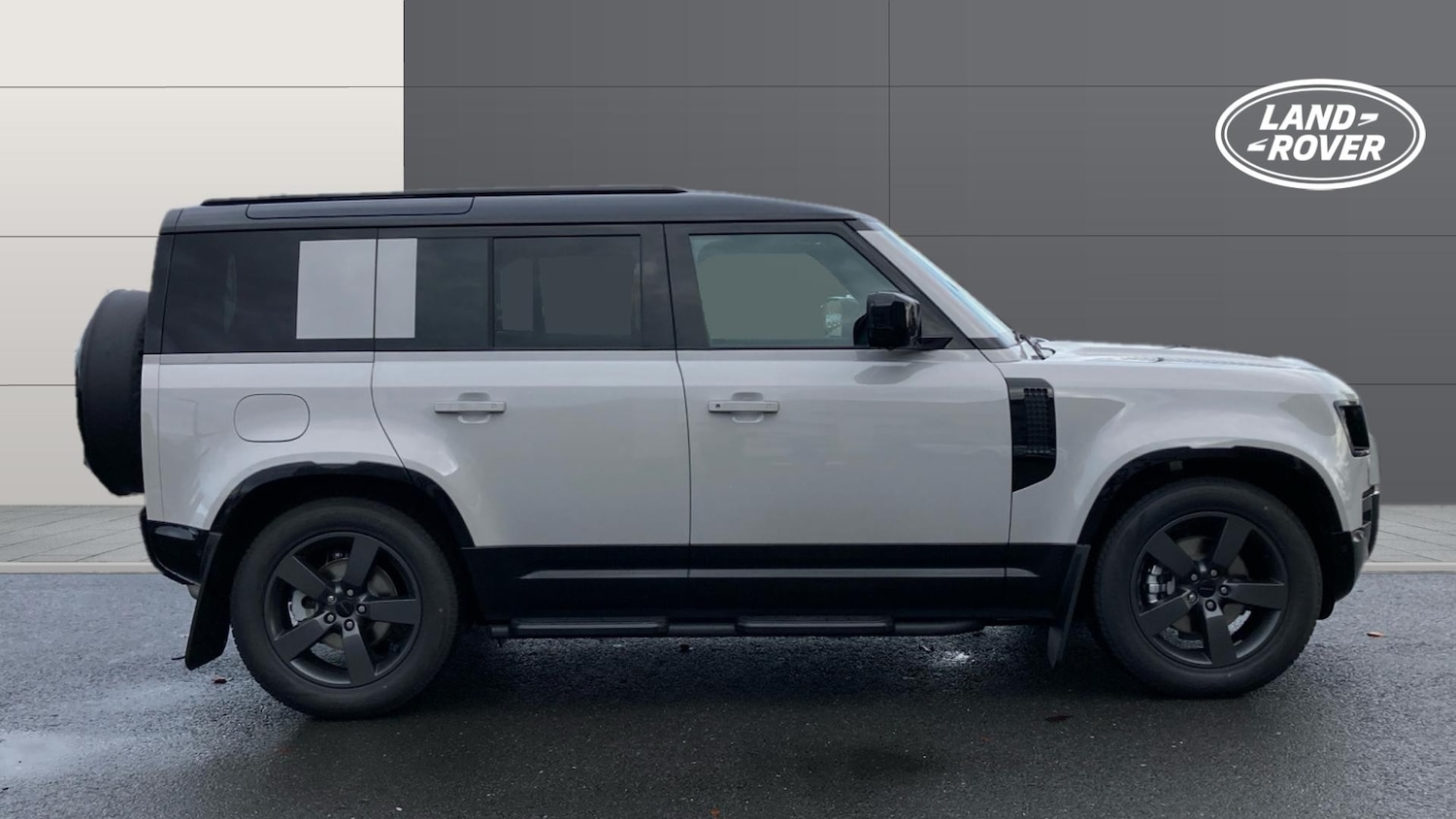 Used Land Rover Defender 2025 for sale - 77285432: Photo 5