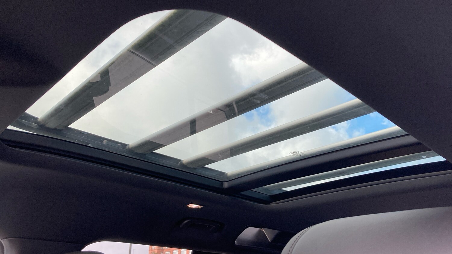 Used Land Rover Defender 2021 for sale - 76355424: Photo 21