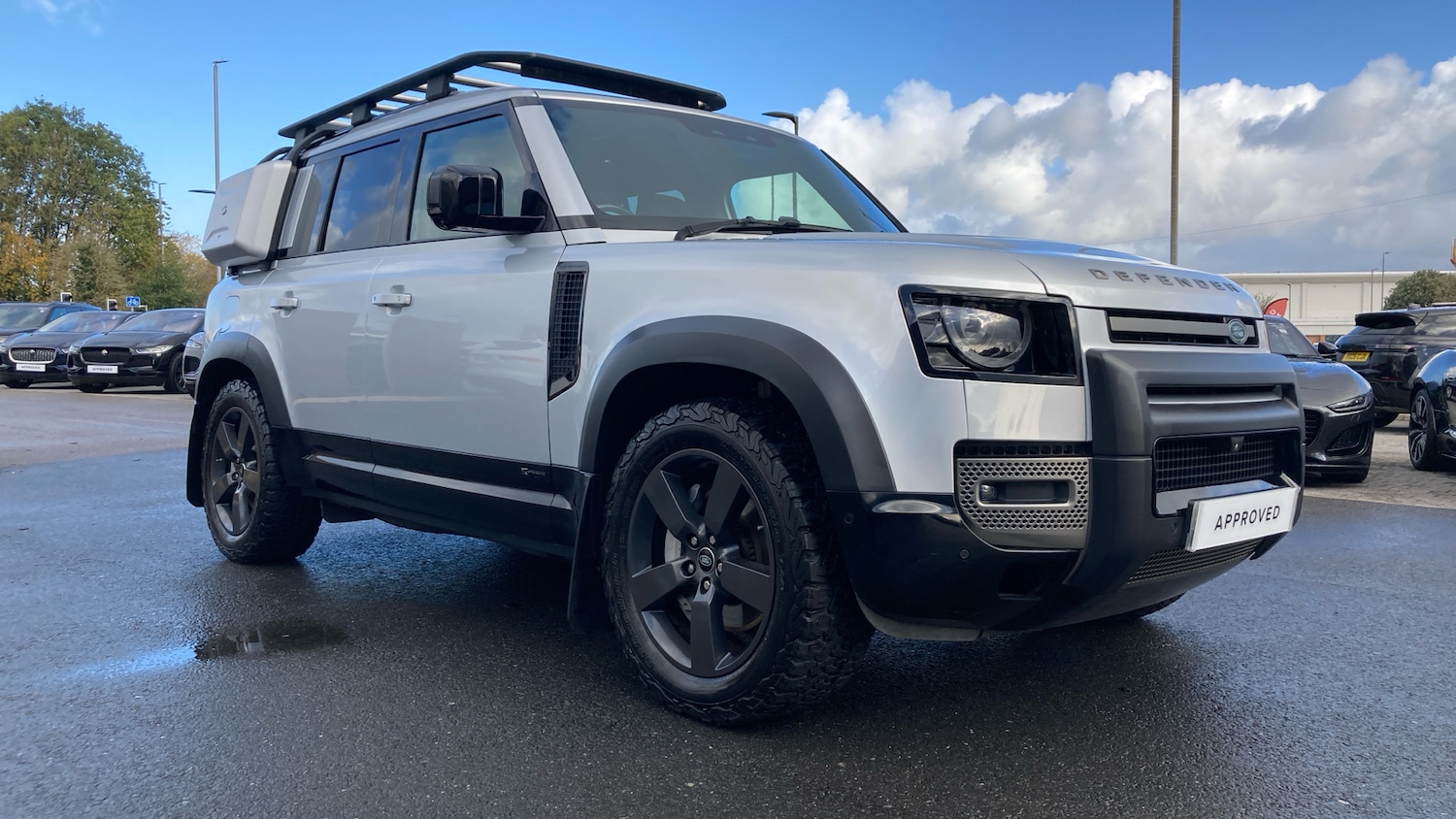 Used Land Rover Defender 2021 for sale - 76355424: Photo 32