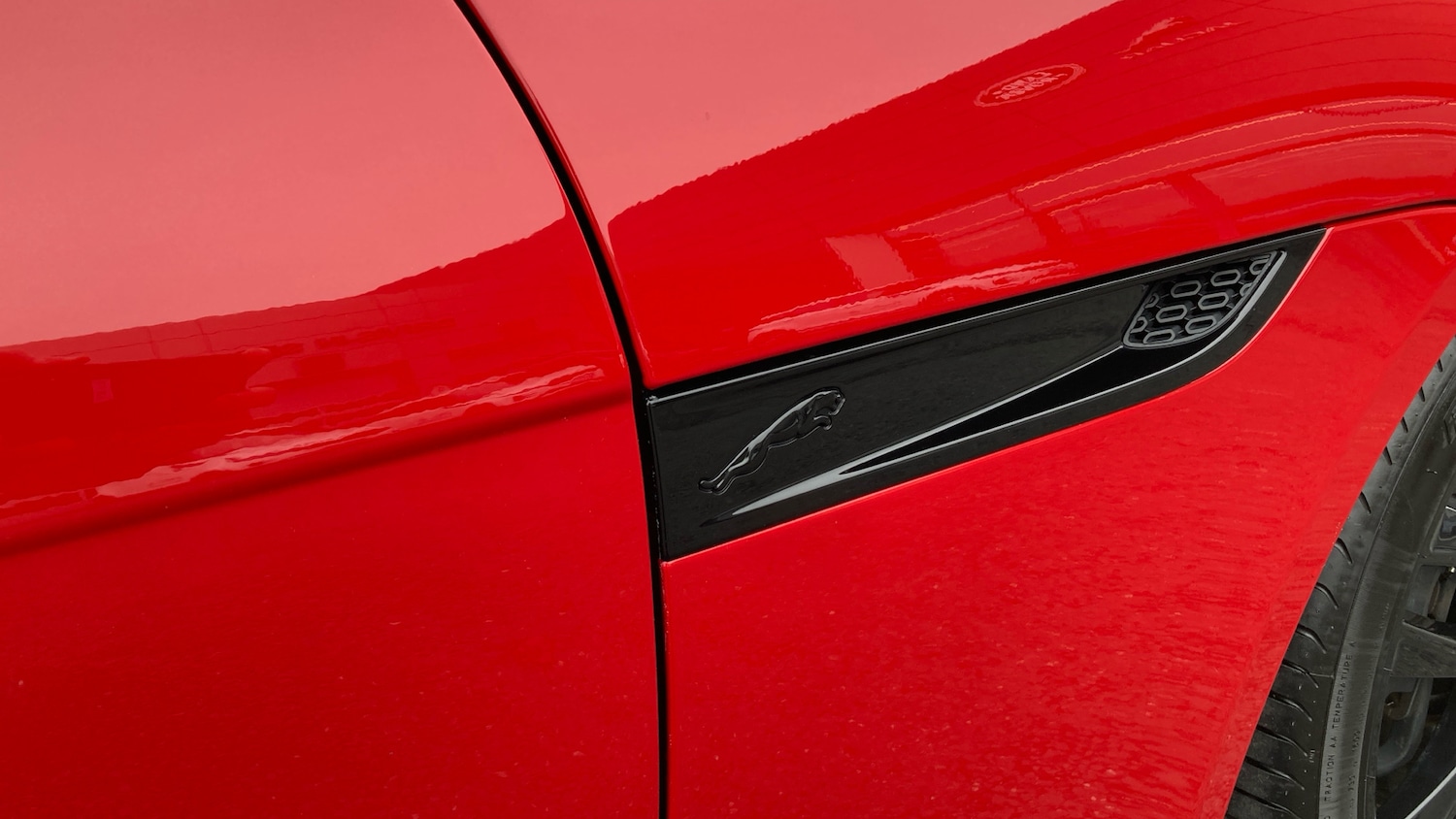 Used Jaguar F-Type 2021 for sale - 76383062: Photo 24