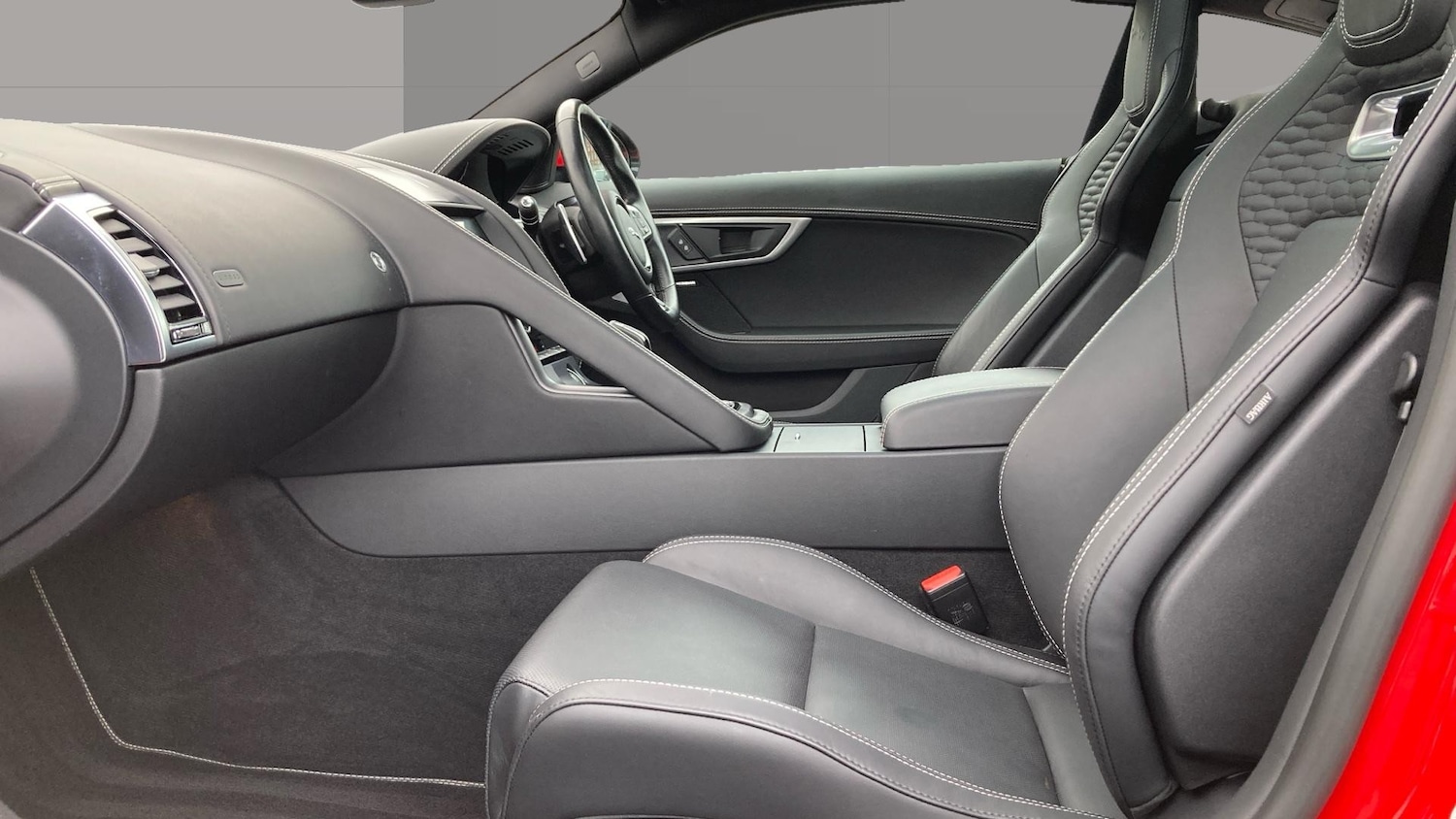 Used Jaguar F-Type 2021 for sale - 76383062: Photo 4