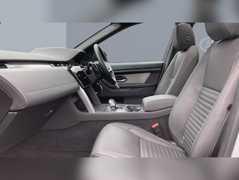 Used Land Rover Discovery Sport 2025 for sale - 76302087: Photo