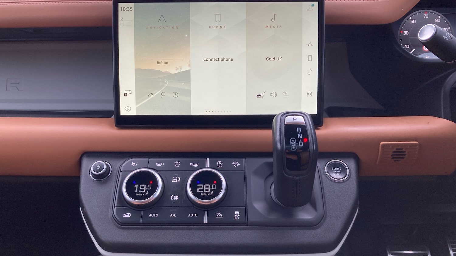 Used Land Rover Defender 2023 for sale - 77450249: Photo 14