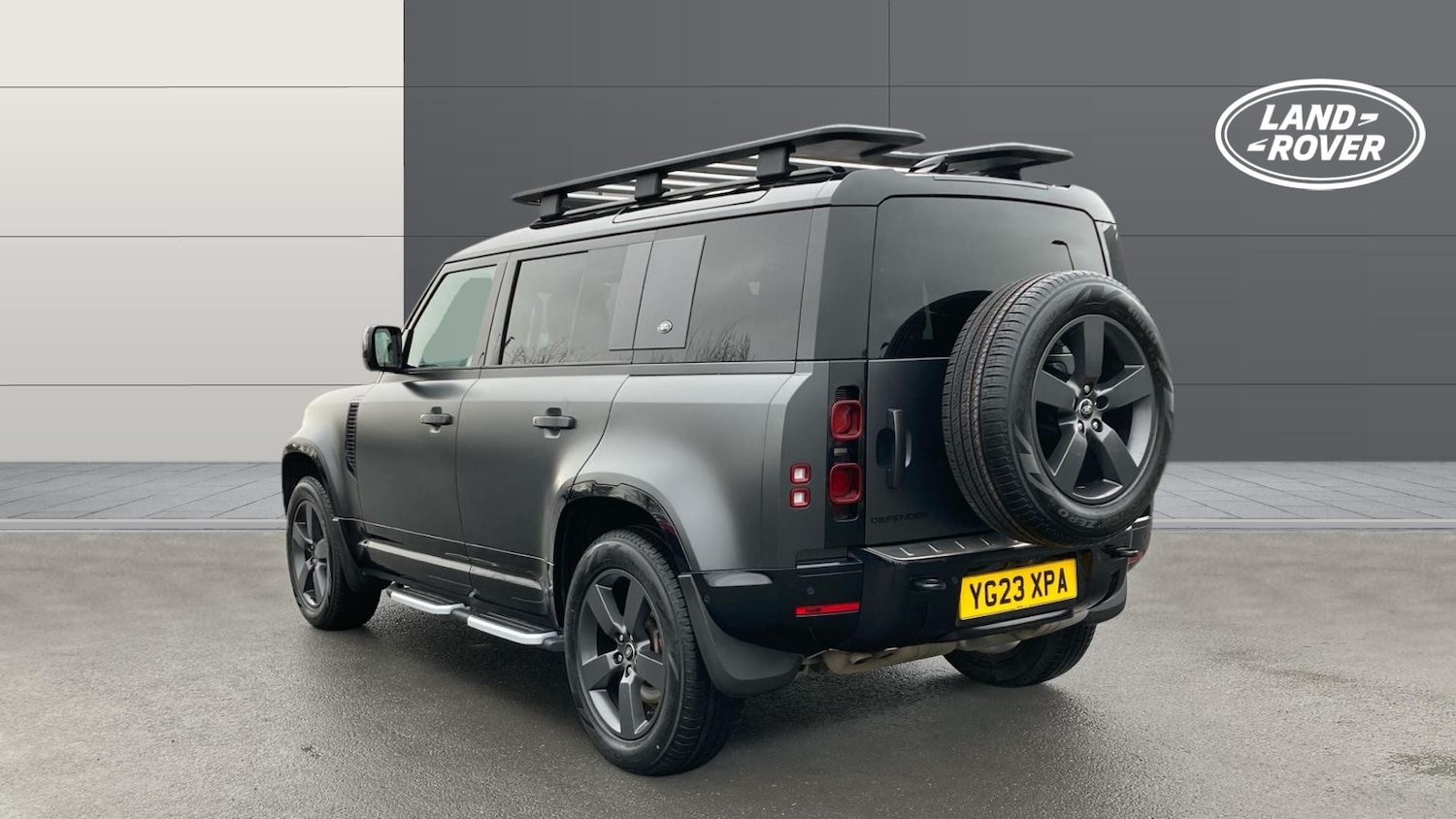 Used Land Rover Defender 2023 for sale - 77450249: Photo 2